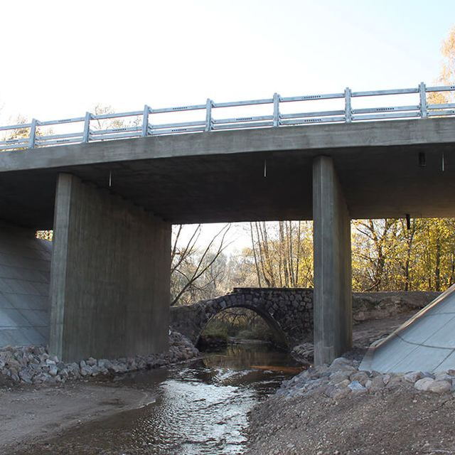 tiltu būvniecība 16